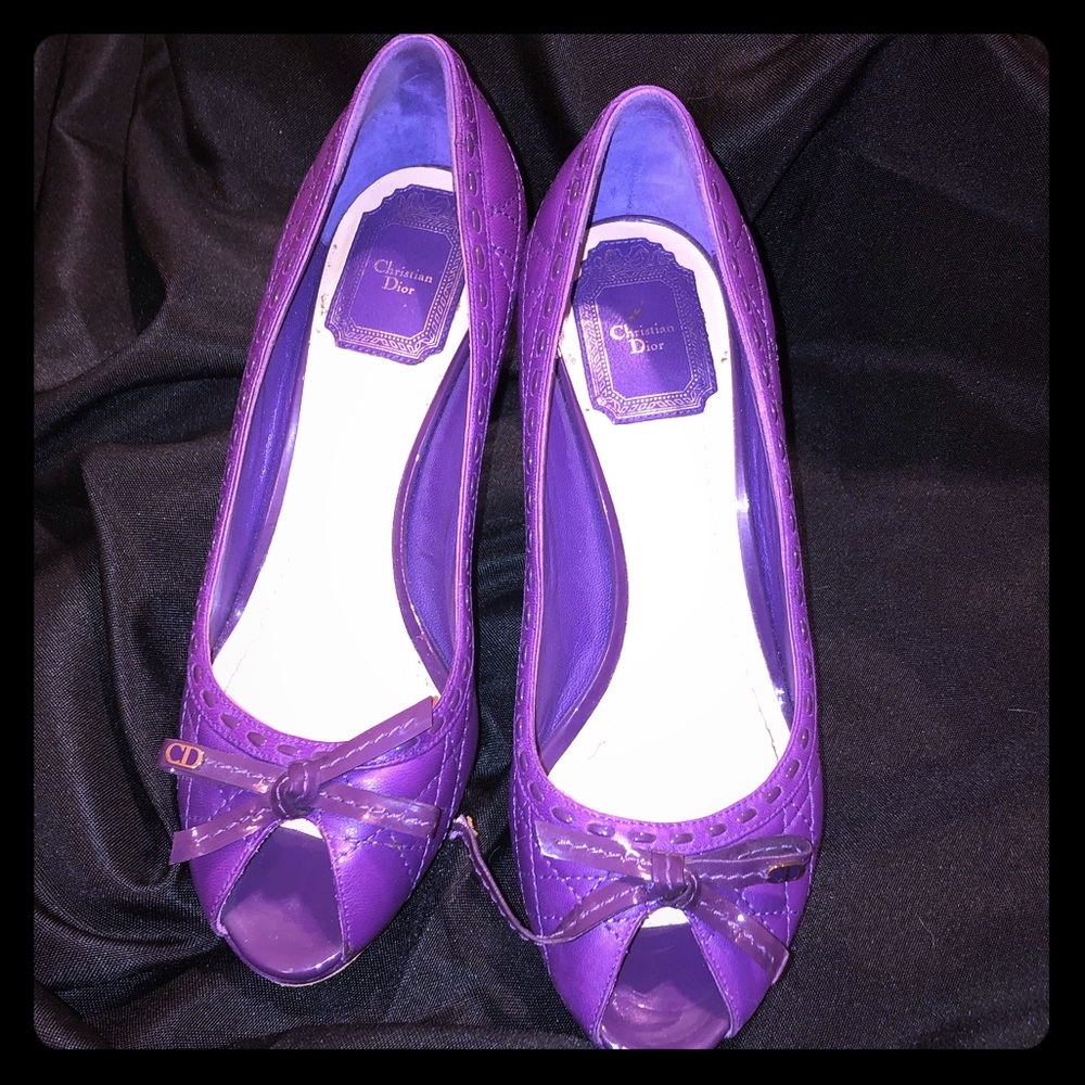 Christian Dior purple pumps